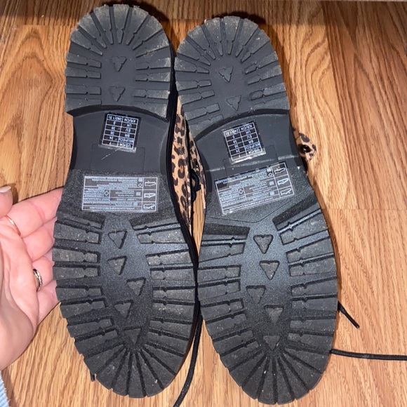 NWOT Forever 21 Leopard boots - Picture 7 of 9